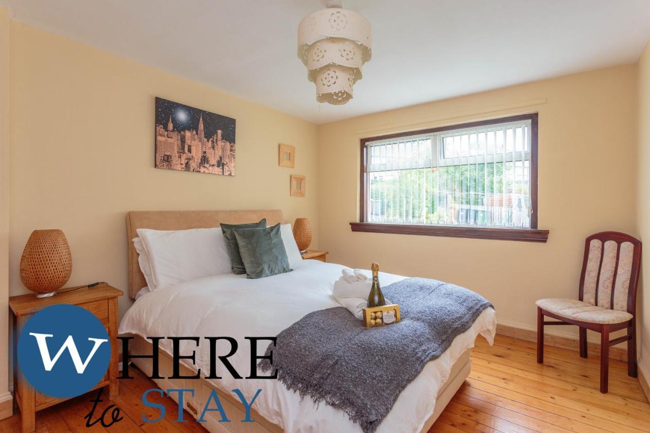 Appartement Lovely By The Hillwood Park-free Parking
