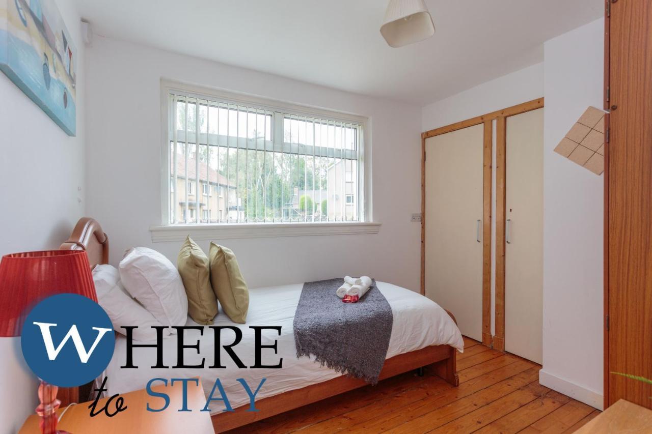 Appartement Lovely By The Hillwood Park-free Parking